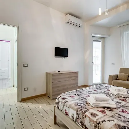 Гостевой дом San Giovanni Laterano Suites Рим